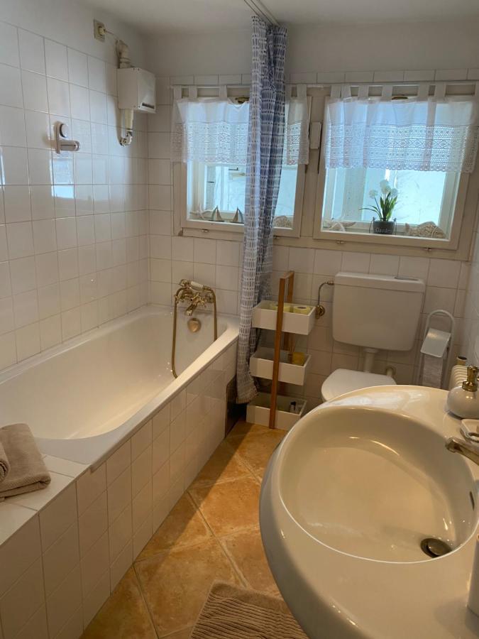Das Almsternderl - Gemuetliche Wohnung In Gosau Eksteriør billede